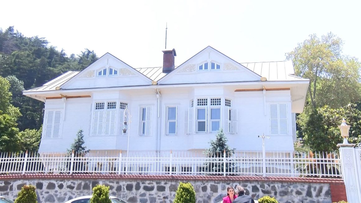 İstanbul - Sarıyer'de güvenlik görevlisi 4 aradaşıyla Memd