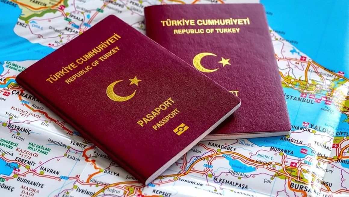 829x469-pasaport-ucretleri-2023-6-ay-1-yil-2-yil-3-yil-10-yillik-pasaport-ne-kadar-defter-bedeli-harc-ucreti-ve-istene-1691657073049