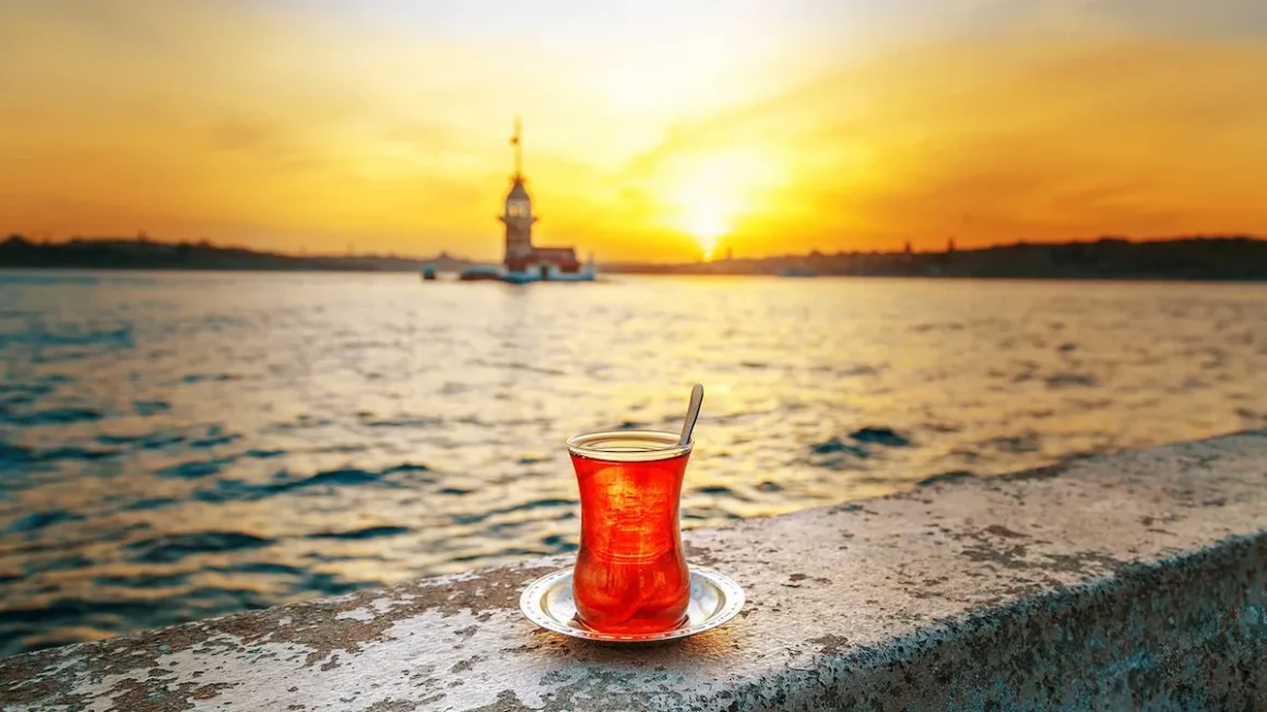 Türkischer Tee in Istanbul
