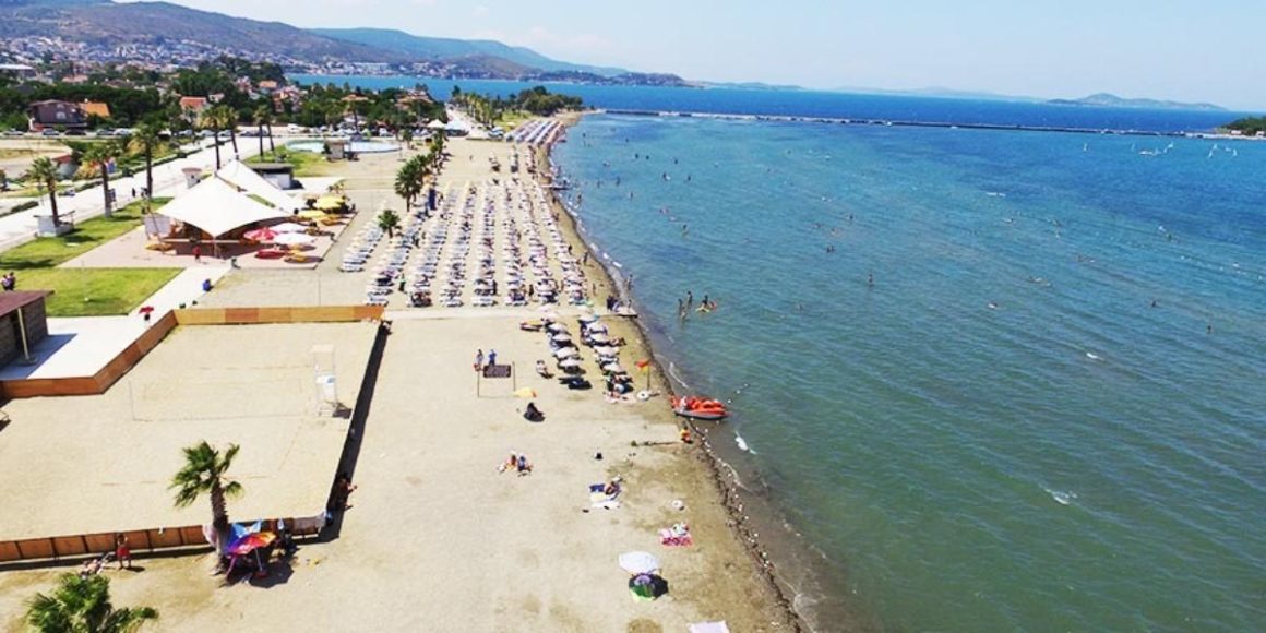 ?ncecik kum, cam gibi deniz: Her detay?yla büyülüyor! Ege?nin en güvenli ve en temiz plaj? güzelli?iyle büyülüyor